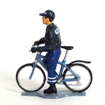 Policier à VTT