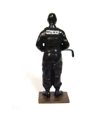 Policier du RAID en cagoule