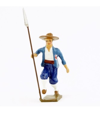 chouan, pied en avant avec lance