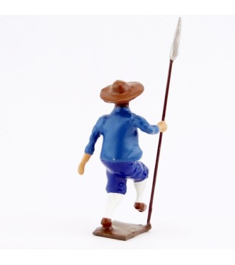 chouan, pied en avant avec lance