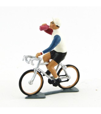 Champion de Hollande buvant à la gourde