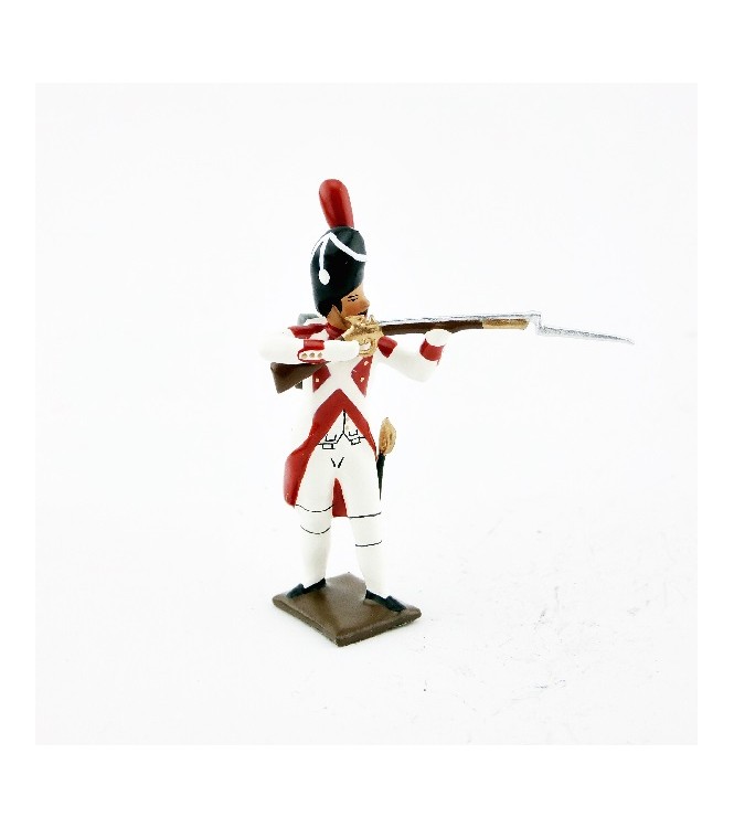 fantassin du 3e rgt de grenadiers de la garde, fusil en joue