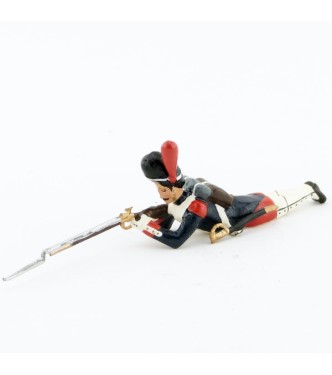 grenadier de la garde couché, fusil en joue