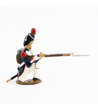 grenadier de la garde à genou, fusil en joue