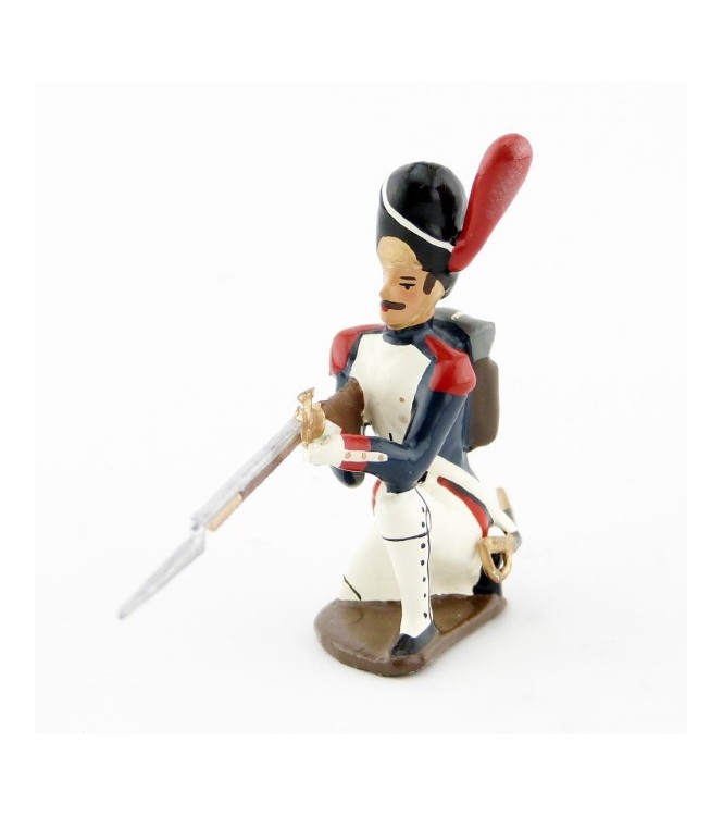 grenadier de la garde à genou, fusil en joue