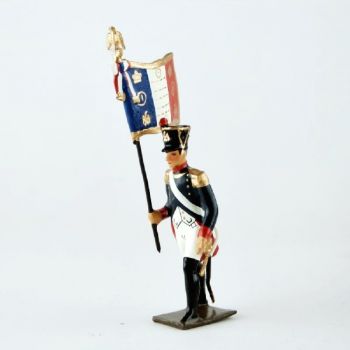 drapeau de l'infanterie de ligne, pied gauche en avant