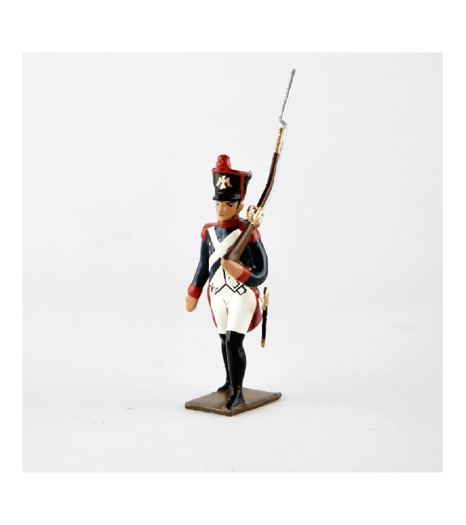 fantassin de l'infanterie de ligne, pied gauche en avant