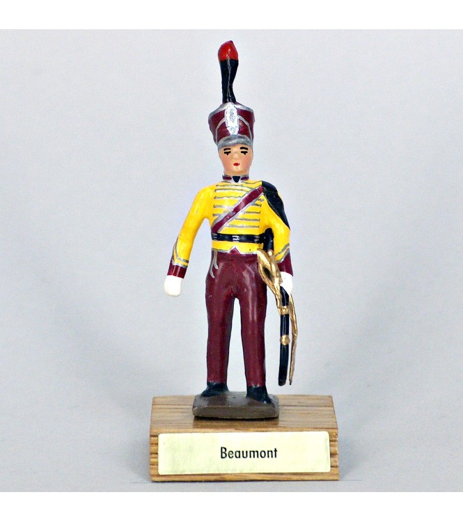 général Beaumont sur socle bois
