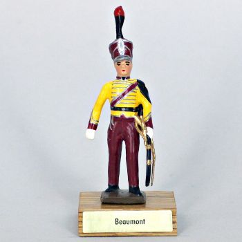 général Beaumont sur socle bois