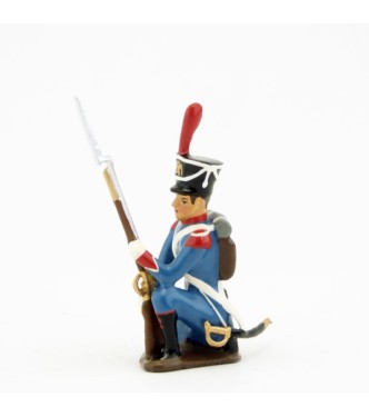 voltigeur d'infanterie légère à genou, fusil au pied