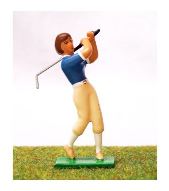 golfeuse en fin de swing