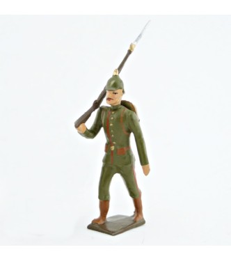 fantassin de l'infanterie prussienne, tunique reseda (kaki), casque à pointe (