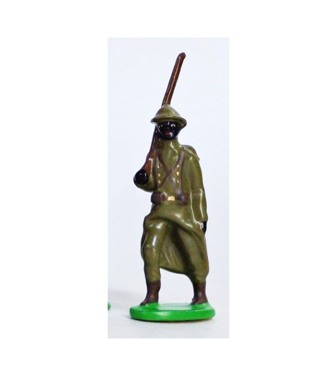 Fantassin - Infanterie Senegalaise, Casque Adrian (1935-1945)