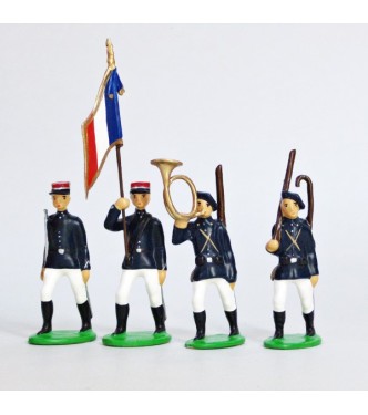 Chasseurs alpins, tenue d'été (pantalon blanc), ensemble de 4 figurines
