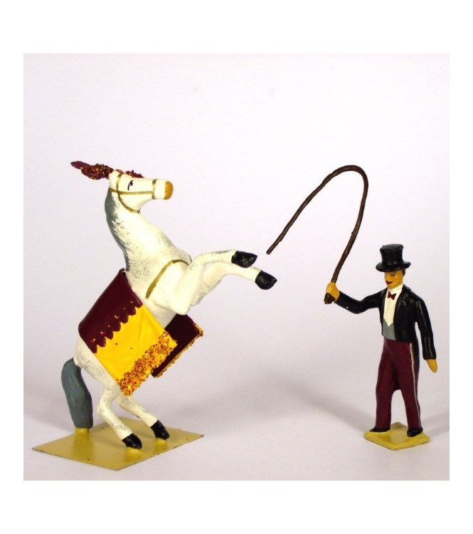 maître de cavalerie et son cheval cabré