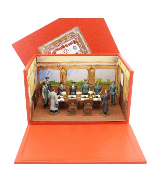 diorama l'Armistice de Rethondes (9 p. + décors + coffret diorama)