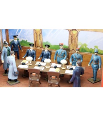 diorama l'Armistice de Rethondes (9 p. + décors + coffret diorama)