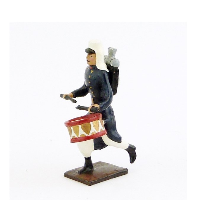 tambour de la légion tenue bleue en capote (Maroc, 1910) à l'assaut
