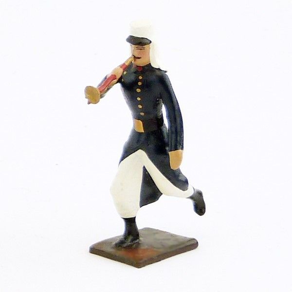 https://www.soldats-de-plomb.com/12841-thickbox_default/clairon-de-la-legion-tenue-bleue-en-capote-maroc-1910-a-l-assaut.jpg