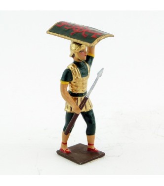 romain de la tortue, avec bouclier en l'air et pilum en avant