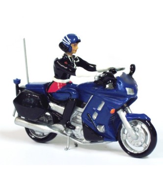 motard de gendarmerie en tenue d'honneur (vareuse) sur moto Yamaha FJR 1300