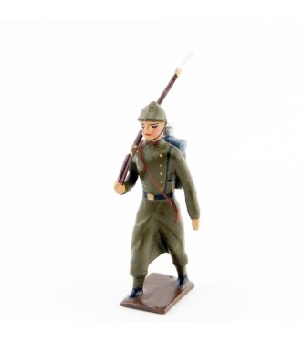 fantassin de l'infanterie de ligne en capote kaki (1921-1945)