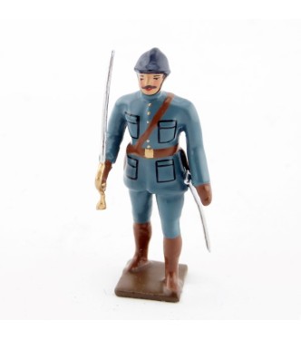 officier de l'infanterie de ligne en tunique bleu horizon