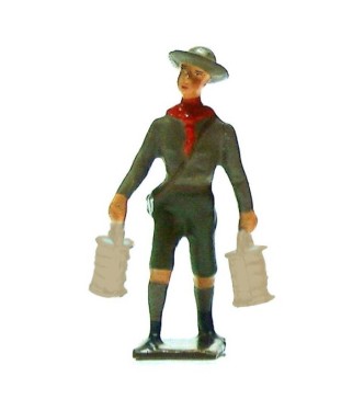scout avec 2 vaches à eau
