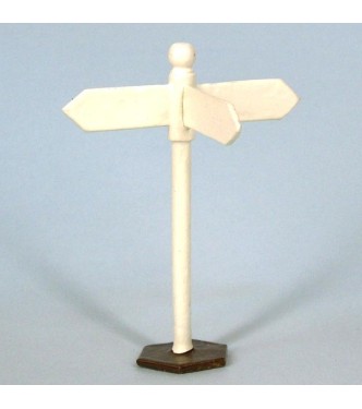 poteau indicateur (3 directions, 3 routes)
