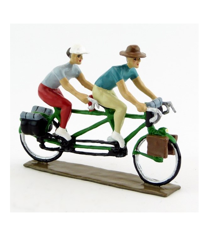 Cyclotouristes (Cyclo-randonneurs) en tandem (Paule et Arthur)