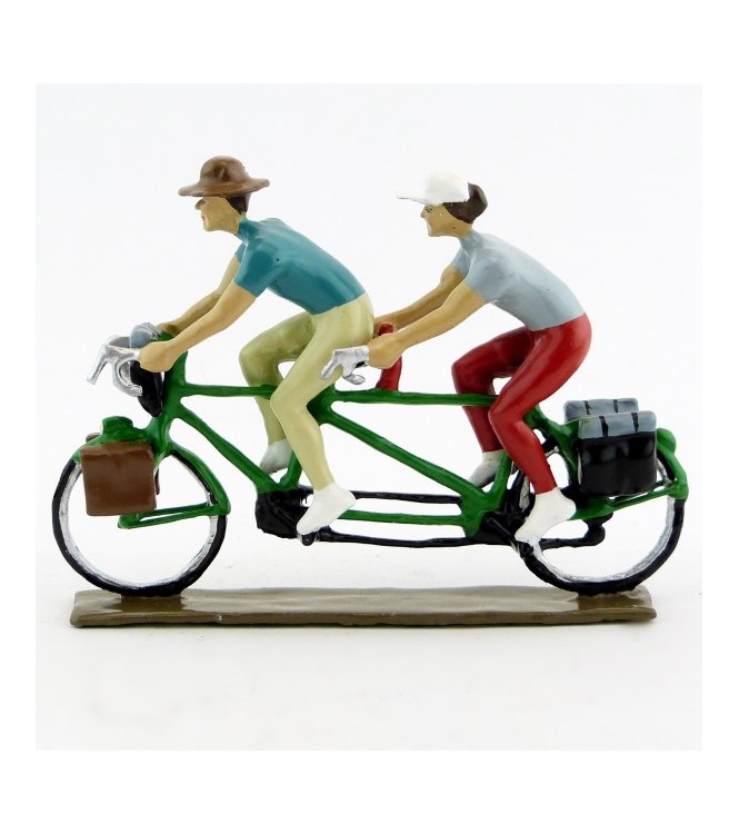 Cyclotouristes (Cyclo-randonneurs) en tandem (Paule et Arthur)