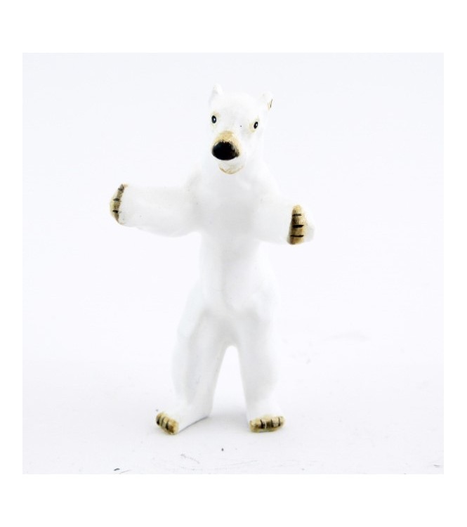 Ours polaire debout