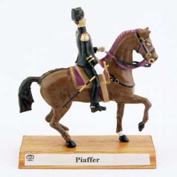 Grand cavalier du Cadre Noir : Piaffer