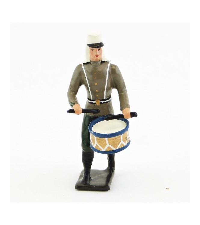 tambour de la légion étrangère en tunique