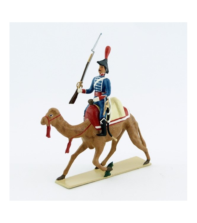 grenadier du régiment de dromadaires, fusil à la main