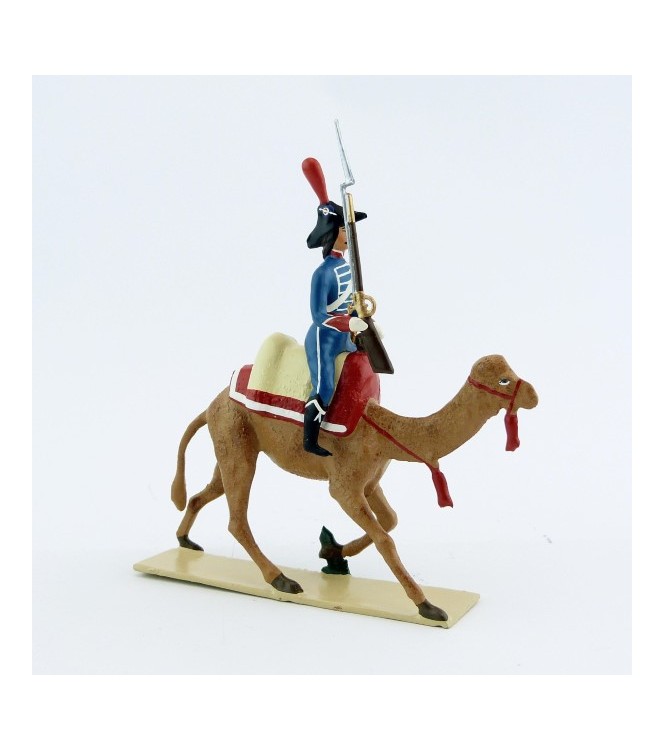 grenadier du régiment de dromadaires, fusil à la main