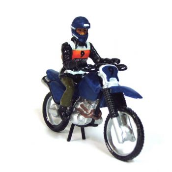 gendarme sur moto de cross (école de Fontainebleau)