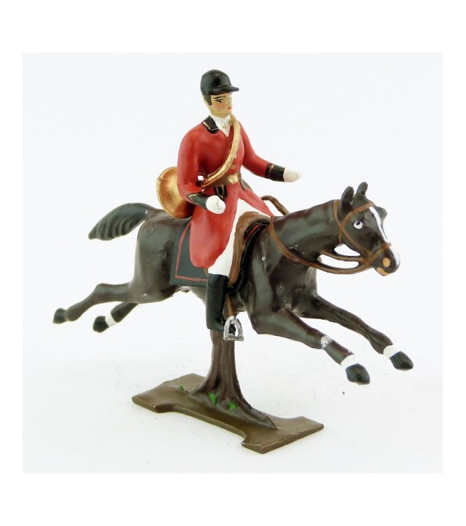 sonneur, trompe autour du corps, sur cheval marron (bai) au galop sur tronc