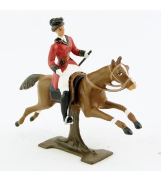 cavalière (cravache), redingote rouge, sur cheval alezan au galop (sur tronc)