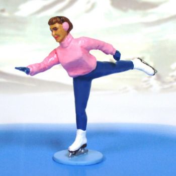 Patineuse en rose et bleu