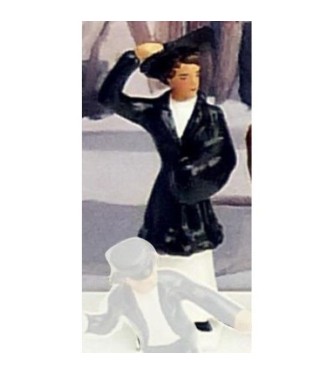 femme en manteau noir (diorama ''la bataille de boules de neige'')