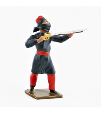 touareg au feu, tunique bleu foncé, pantalon rouge