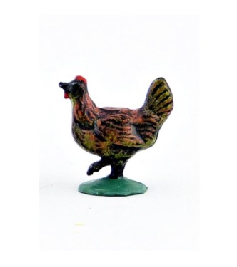 Poule noire marchant