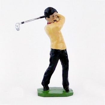 Golfeur, pull jaune, en fin de swing - Golfeurs (S.E.A)