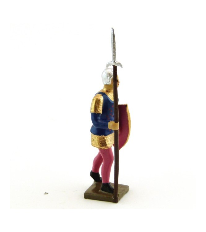 archer avec hallebarde, tunique bleue sur cotte or, bouclier rose et blanc