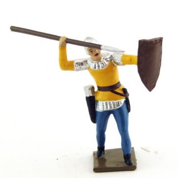 archer projetant sa lance, tunique jaune sur cotte argent