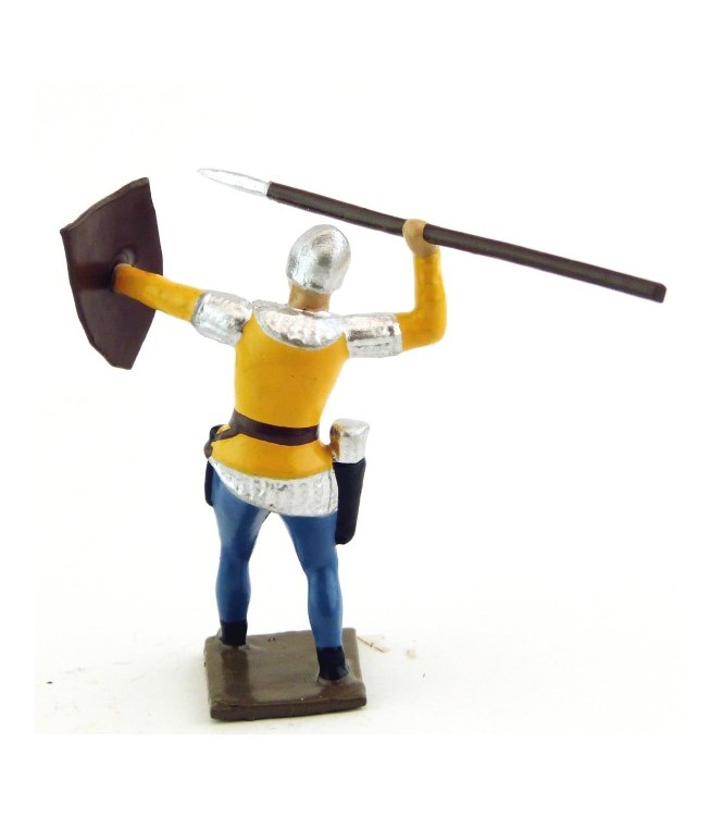 archer projetant sa lance, tunique jaune sur cotte argent