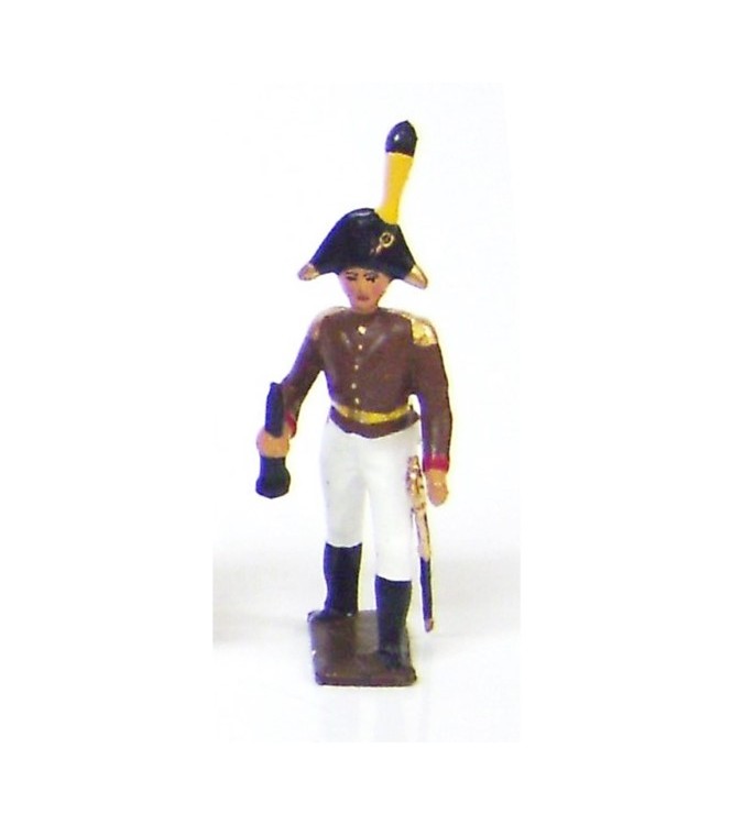 officier des artilleurs autrichiens avec longue-vue