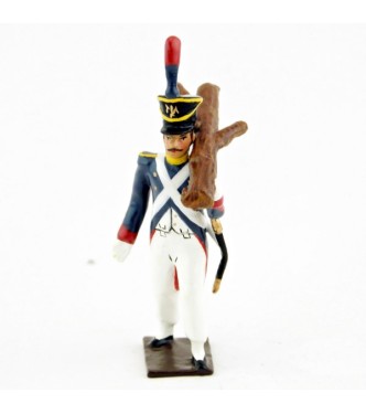 Voltigeur avec branche d'arbre sur l'épaule (diorama « la veillée d'Austerlitz »