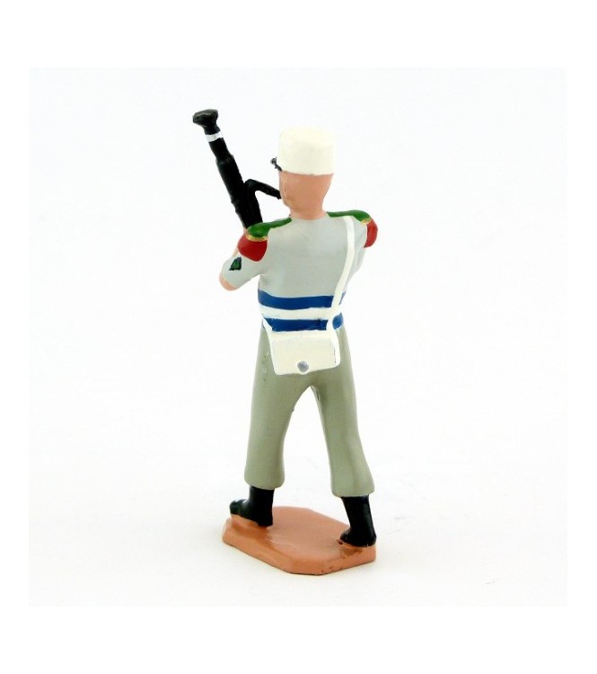 Basson de la Musique De La Légion Etrangère, tenue Terre de France (S.E.A)